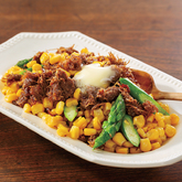 「コンビーフ缶」でアスパラコーンバター