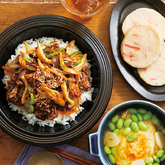 『牛肉と5種具材のプルコギ風丼』、『国産紅しょうが天』、焼きたまごのガーリックスープ（3人分）