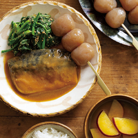 『さばの味噌煮』、『味付け玉こんにゃく』、ほうれん草の塩ごまあえ、さつまいものみそ汁(3人分)