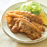 豚バラ肉のパリパリ唐揚げ 蒸しキャベツ添え