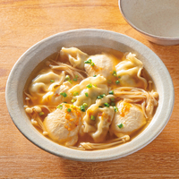 餃子と焼肉のたれでお手軽スンドゥブチゲ