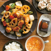 『根菜と産直鶏肉の黒酢炒め』、『帆立干し貝柱焼売』、『粒入り黒胡麻どうふ』、ミックスベジスープ（3人分）
