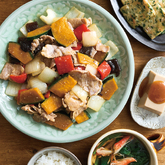 『栗かぼちゃのオイスター醤油炒め』、『もちもちミニチヂミ』、『粒入り金胡麻どうふ』、ほうれん草とかにかまの中華スープ（3人分）