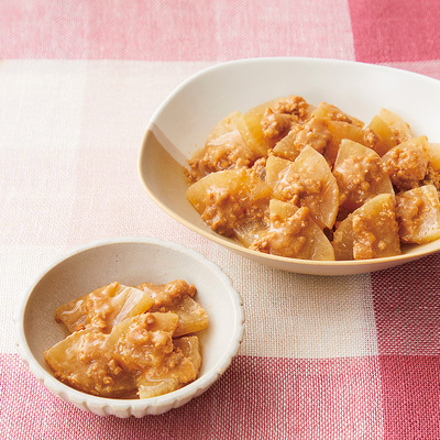 『鶏そぼろ』で作る大根煮