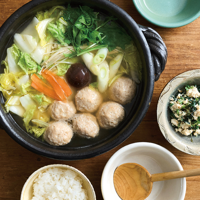 『食べきり塩ちゃんこ鍋』、ほうれん草の白あえ(2人分)