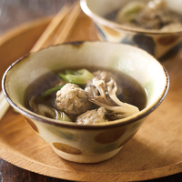 まいたけとねぎのつみれ汁