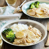 新じゃがと豚バラ肉のクリームマスタード煮