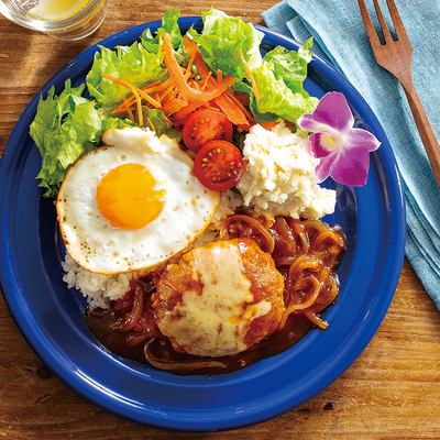 『ロコモコ丼(ポテトサラダ添え)』(3人分)