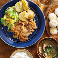 『産直豚肉のしょうが焼き』、『鈴廣ぷちやきかまチーズ』、レンチンじゃがバター、あさりのみそ汁（3人分）