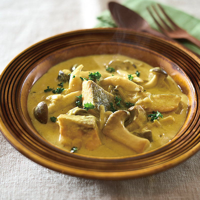 鮭ときのこのカレークリーム煮