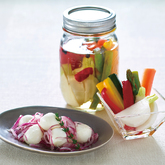 『まろやかだし酢』でピクルス＆モッツァレラマリネ