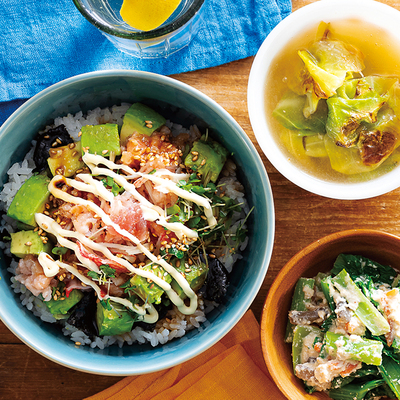 3種海鮮のカリフォルニア丼、小松菜の簡単白あえ、焼きキャベツのみそスープ（3人分）【動画あり】