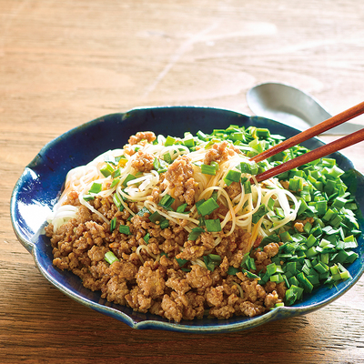 ひき肉とにらのあえ麺