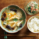 『白湯水餃子スープ』、若芽ひじきとかにかまのさっぱり白あえ（2人分）