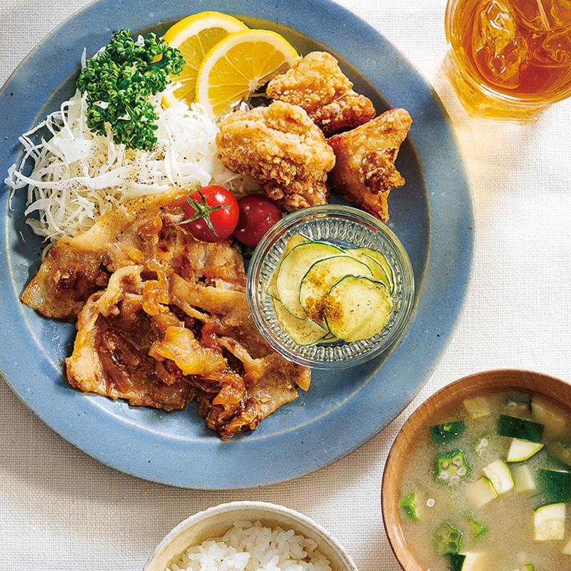 しょうが焼き＆唐揚げプレート、ズッキーニのカレーオーロラマヨサラダ、夏野菜のみそ汁（2人分）