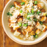 鶏ひき肉と厚揚げの塩マーボー