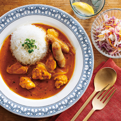 『バターチキンカレー』ウインナー添え、『彩り野菜のマリネ』（3人分）