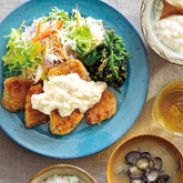『まぐろの漬けカツ』、豆腐の塩オリーブドレッシング、ほうれん草のごまあえ、しじみのみそ汁（3人分）