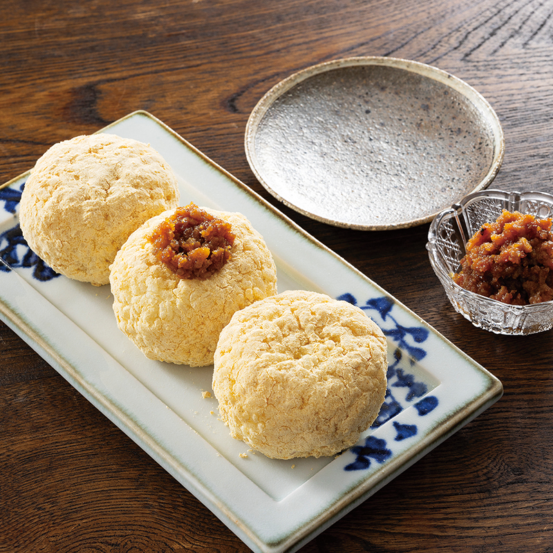 豚みそ入りきな粉おにぎり