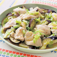 鶏ササミとなすのねぎ塩レンジ蒸し