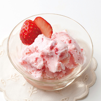 いちごのフローズンヨーグルト
