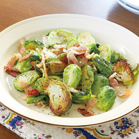 芽キャベツとベーコンの蒸し焼き