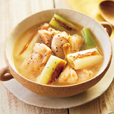 焼きねぎと鶏肉のスープ