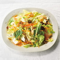 春白菜とベーコンのサラダ