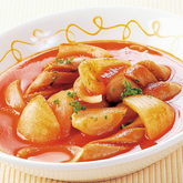 大きめ玉ねぎとウインナーのトマトジュース煮