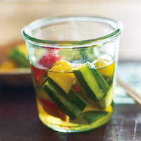 カラーピーマンときゅうりのピクルス