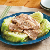 豚肉とキャベツの塩バター蒸し
