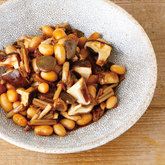 大豆ときのこのバター醤油