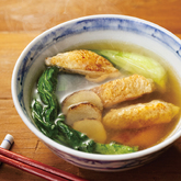 手羽中とチンゲン菜の焦がししょうがスープ